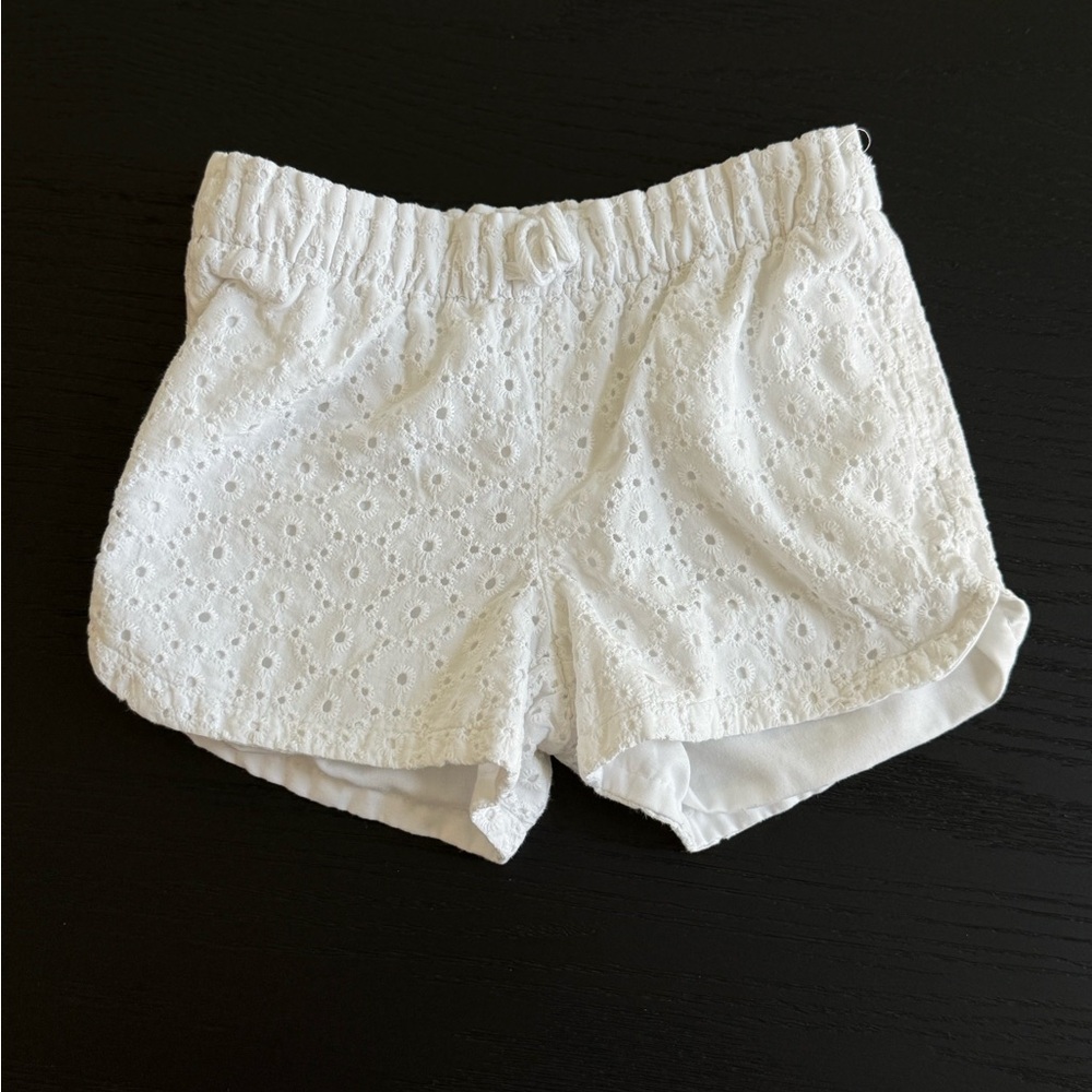 Perfect White Eyelit Shorts!